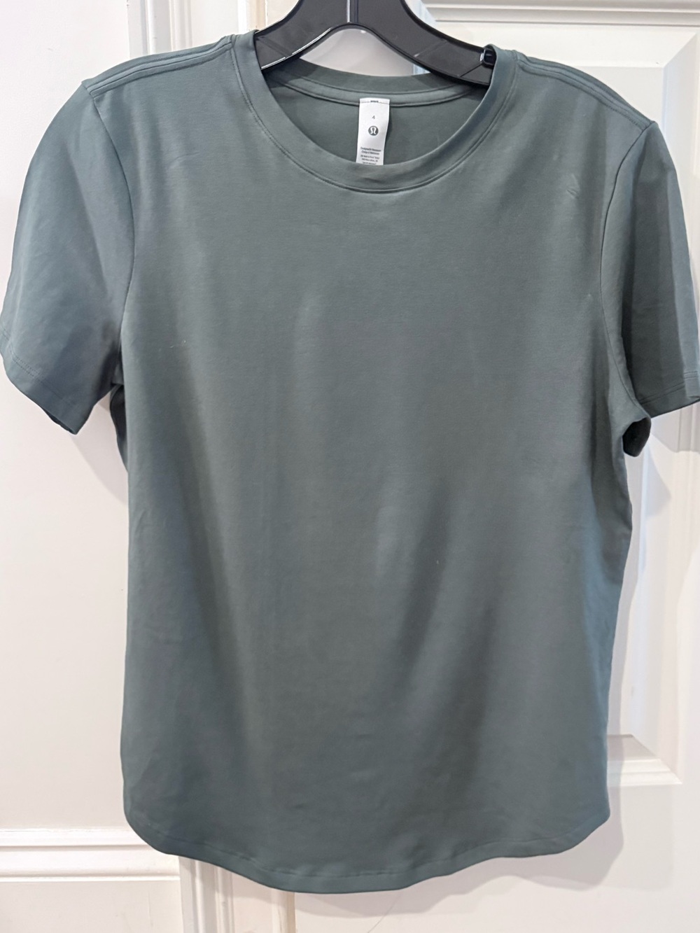 Lululemon Women’s Crewneck Short Sleeve Training Tee Green Size 4